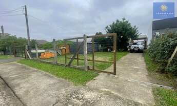 Imagem 6: Casa com piscina muito bem localzada