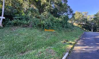 Imagem: Terreno amplo a 2,5 Km do Centro de Brusque!