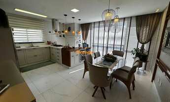 Imagem 7: Apartamento Alto Padrão mobiliado e equipado no Centro com 2 Suítes e 2 vagas de garagem!