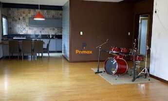 Imagem: CASA COM 3 QUARTOS E AMPLO TERRENO, NO BAIRRO