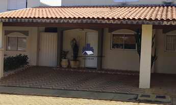 Imagem: Casa à venda no Condomínio Mon Village