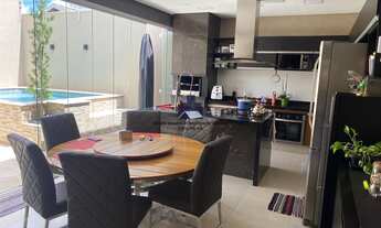 Imagem: Casa à venda no bairro Parque Residencial