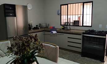 Imagem 2: Casa à venda no bairro Parque Residencial Lauriano Tebar - São José do Rio Preto/SP