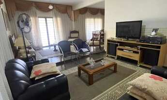 Imagem: Casa à venda no bairro Jardim Aclimação