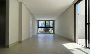 Imagem 4: Apartamento com área privativa, 240m² de área total, 4 quartos, 3 vagas. À venda, no bairr