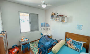 Imagem 7: Àrea privativa com 256m², 4 quartos sendo 01 suíte, 5 vagas. À venda, na região do Cidade