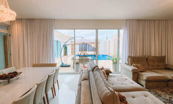 Imagem 6: Casa linear com 375m² de área construída, 4 quartos, piscina e alto padrão de acabamento