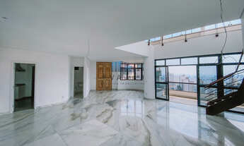 Imagem 4: Cobertura com 442m², 4 quartos, sendo 4 suítes e 5 vagas de garagem. À venda, no bairro A