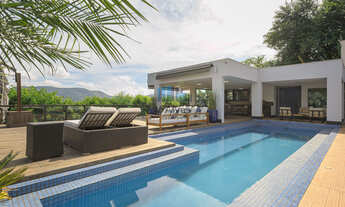 Imagem 4: Casa com 429² de área construída, 4 quartos, 4 suítes, 2 vagas. À venda, no condomínio Ypê