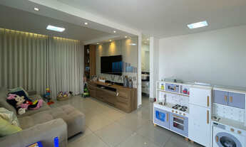 Imagem 6: Cobertura com deck de madeira e hidromassagem, 4 quartos, 2 vagas, 177m². À venda, no bair