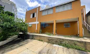 Imagem 4: Casa com 250m² de área construída, 4 quartos sendo 01 suíte, 1 vaga. À venda, no bairro No