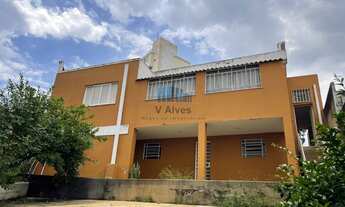 Imagem 2: Casa com 250m² de área construída, 4 quartos sendo 01 suíte, 1 vaga. À venda, no bairro No