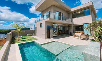 Imagem 2: Casa de alto padrão com 296m2 de área construída, piscina e alto padrão de acabamento sens