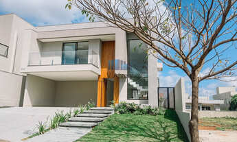 Imagem: Casa de alto padrão, com 330m² de área