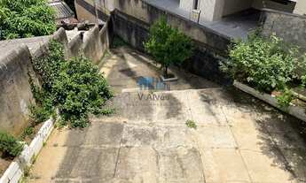 Imagem 6: LOCAÇÃO - Casa com 250m² de área construída, 4 quartos sendo 01 suíte, 1 vaga. Disponível