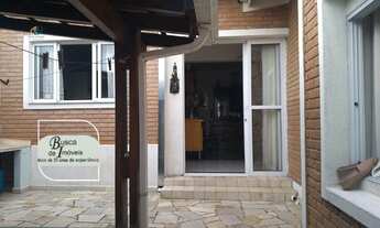 Imagem: Casa Padrão, 2 dormitórios, 1 banheiros