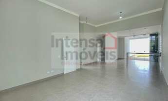 Imagem: Casa à venda no bairro Vale dos Cristais