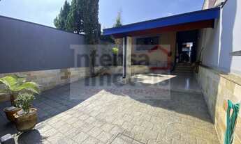 Imagem: Casa à venda no bairro Parque Urupês