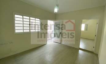 Imagem: Sobrado à venda no bairro Residencial Paraíso