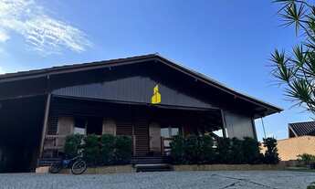 Imagem: LINDA CASA COM UMA BELÍSSIMA VISTA NA CIDADE