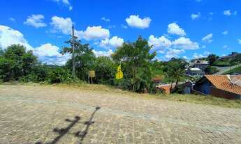 Imagem: Terreno com vista do alto no Bairro dos