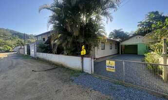 Imagem 2: Casa à venda no bairro Centro - Benedito Novo/SC