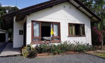 Imagem 3: Casa com amplo terreno