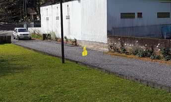 Imagem 6: Casa com amplo terreno