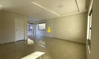 Imagem 4: Sobrado com piscina à venda no Bairro Quintino em Timbó