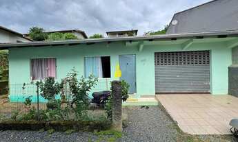 Imagem 7: Terreno com duas casas