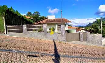 Imagem 3: BELÍSSIMA CASA COM PISCINA E AMPLO TERRENO NO BAIRRO DAS CAPITAIS EM TIMBÓ/SC