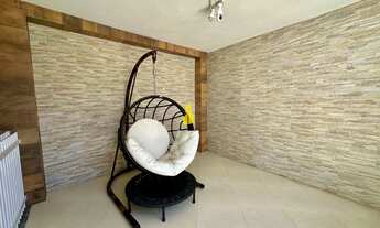 Imagem 3: Casa com ampla área de festa