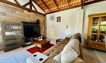 Imagem 4: Casa com ampla área de festa