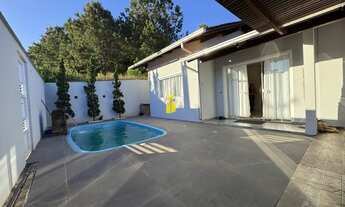 Imagem: Casa à venda no bairro Araponguinhas