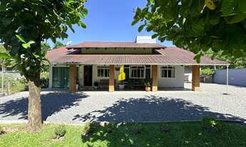 Imagem: Casa em Divinéia, Rio dos Cedros/SC