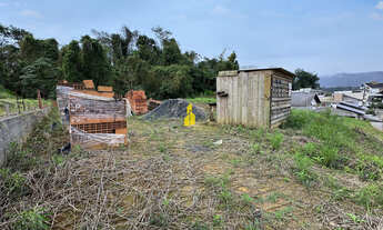 Imagem 6: Terreno pronto para construir