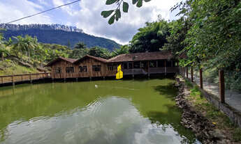 Imagem: Terreno amplo com restaurante à venda em