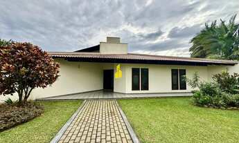 Imagem: LINDA CASA COM 3 SUÍTES NA CIDADE DE TIMBÓ/SC