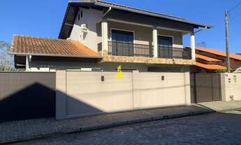 Imagem: Casa à venda no bairro Centro - Rodeio/SC