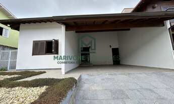 Imagem: Casa à venda no bairro Mar Grosso - Laguna/SC