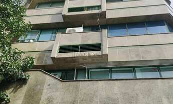 Imagem: Sala à venda no bairro Petrópolis - Porto