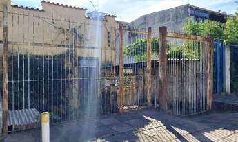 Imagem 2: Casa à venda no bairro Passo Dareia - Porto Alegre/RS