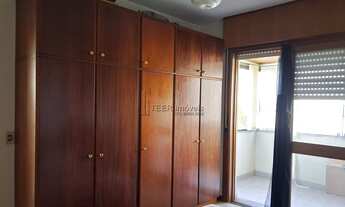 Imagem 7: Apartamento Padrão 2 dormitórios com suíte e sacada fechda de frente, sacada churrasqueira