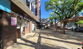 Imagem: Loja à venda no bairro Floresta - Porto