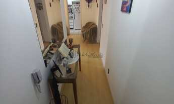 Imagem 5: Apartamento Padrão frente a fundos com 2 dormitórios garagem e elevador