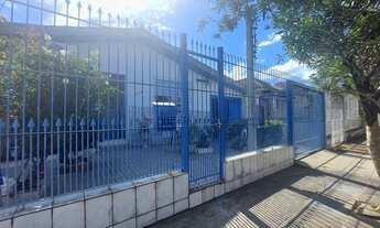 Imagem: Casa à venda no bairro Sarandi - Porto