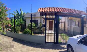 Imagem: Casa à venda no bairro Jardim Itu - Porto