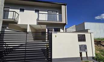 Imagem: Sobrado em Forquilhas