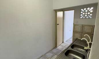 Imagem 4: SIQUEIRA ALUGA: CASA TÉRREA NA GUARARAPES COM 02 QUARTOS / 100m² / GARAGEM E TERRAÇO PRÓX