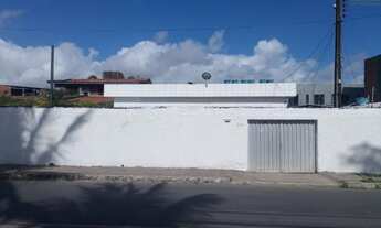 Imagem 2: SIQUEIRA VENDE: CASA 450m² EM MASSANGANA COM 04 QUARTOS E PISCINA